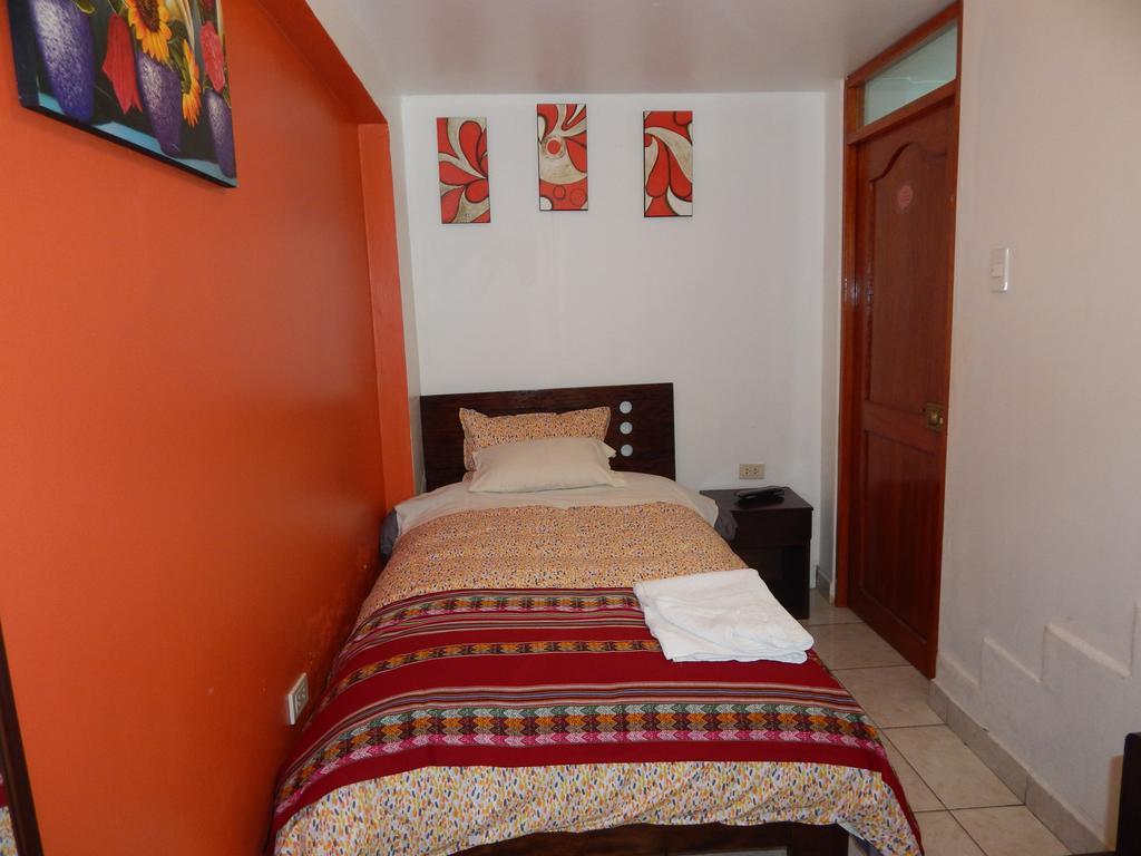 Hospedaje Qori Punku Cusco Ngoại thất bức ảnh